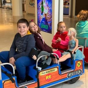 Meet your Posher, Teuta